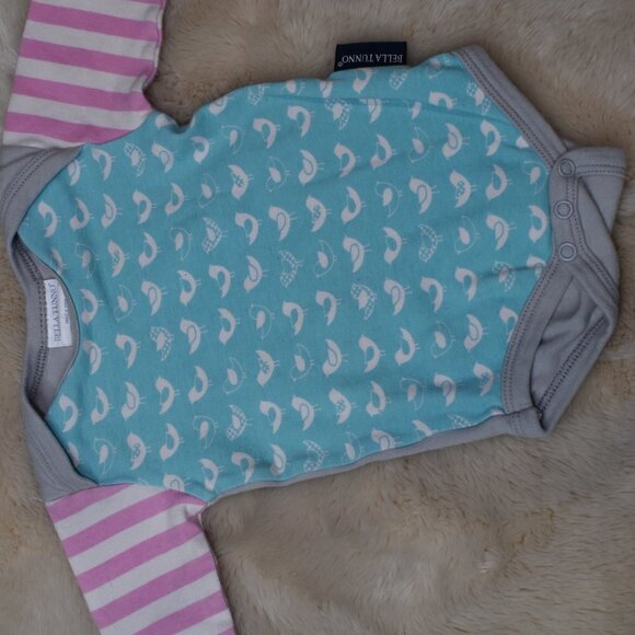 Bella Tunno Long Sleeve Onesie/ Size 0-6 Months - Picture 2 of 5